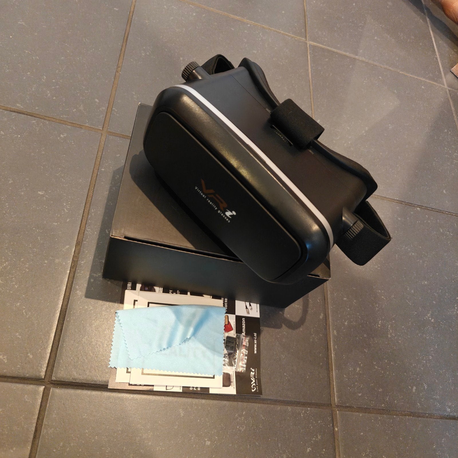 VRi Evolution 3S | VR-bril voor smartphone, TV, Hi-fi & Vidéo, Caméscopes numériques, Enlèvement ou Envoi, Neuf, Autres types