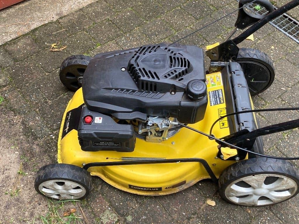 Grasmachine met benzinemotor, Ophalen, Cirkelmaaier, Gebruikt, Mulchfunctie
