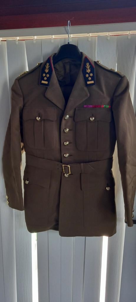 Uniformen van de kolonelstaf, Verzamelen, Ophalen of Verzenden