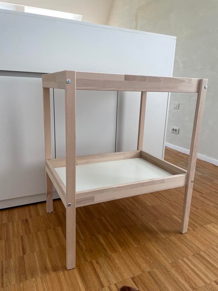 Houten ikea verzorgingstafel, Kinderen en Baby's, Ophalen, Zo goed als nieuw