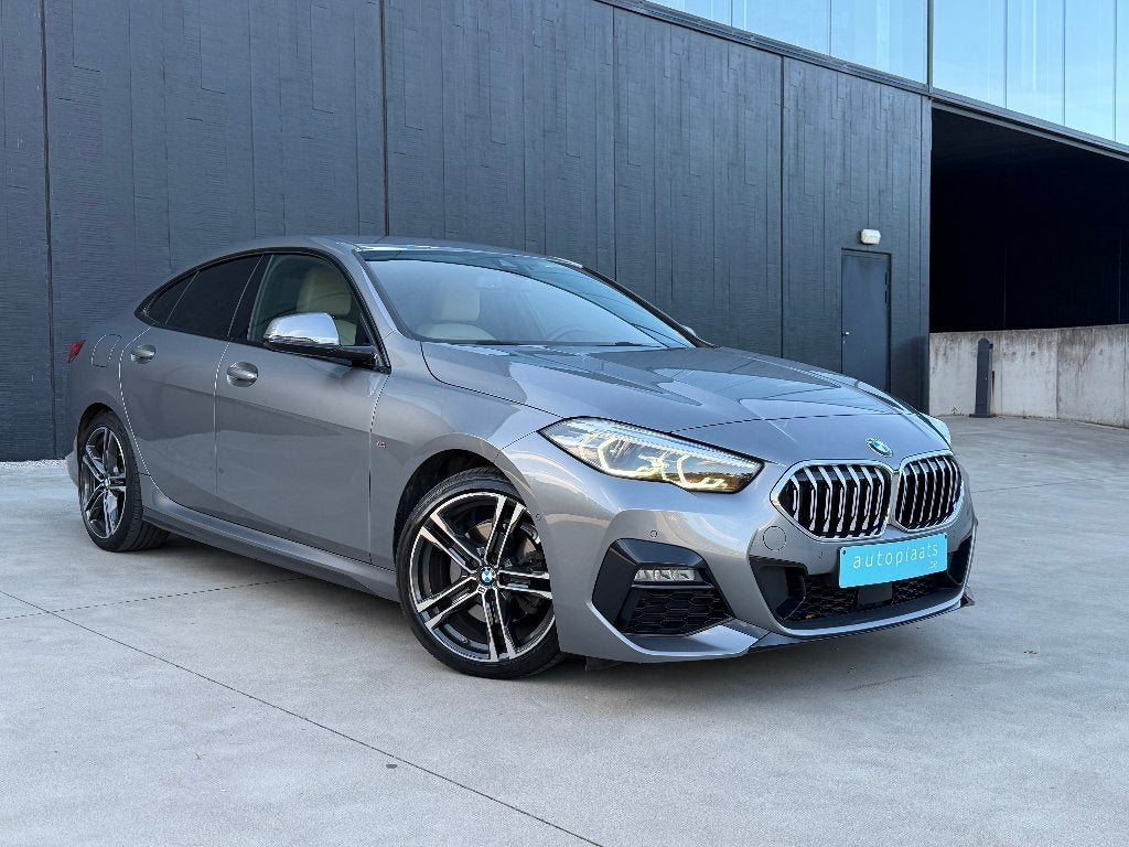 BMW 218 i Gran Coupe 2022 M Pakket Sport 66074km, Auto's, Dealer onderhouden, Bedrijf, 5 zetels, 5 deurs