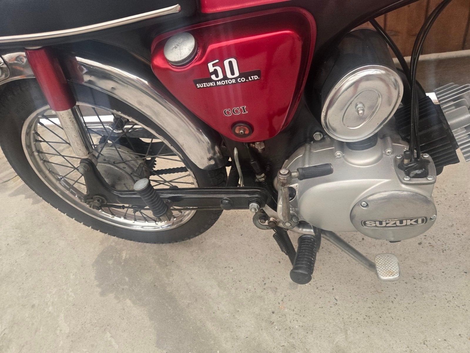 suzuki ac50, Klasse B (45 km/u), 50 cc, 5 versnellingen, Ophalen
