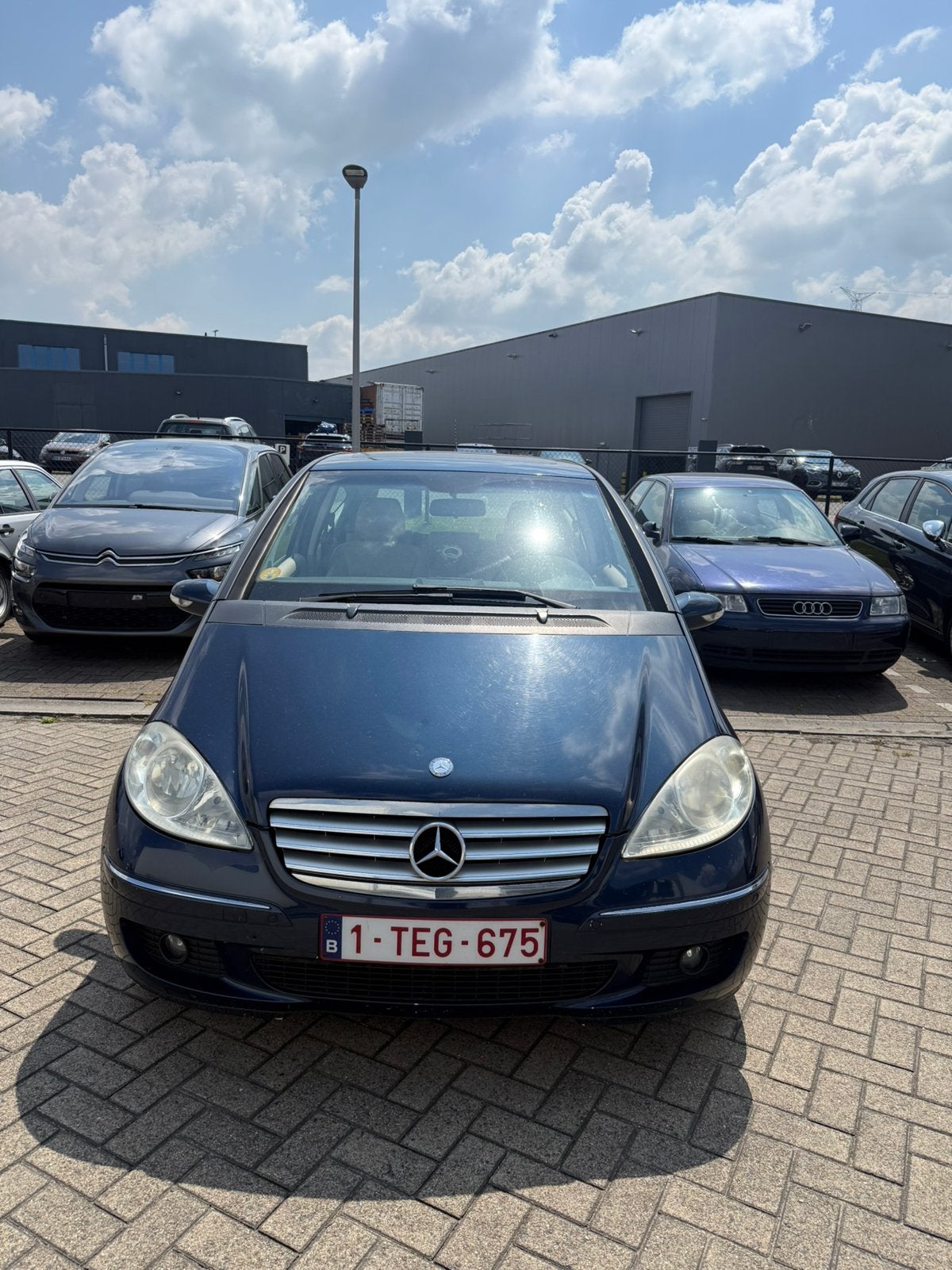 Mercedes A180CDI / Airco / euro4 / leder, Auto's, Mercedes-Benz, Voorwielaandrijving, Leder, Bedrijf, Dealer onderhouden
