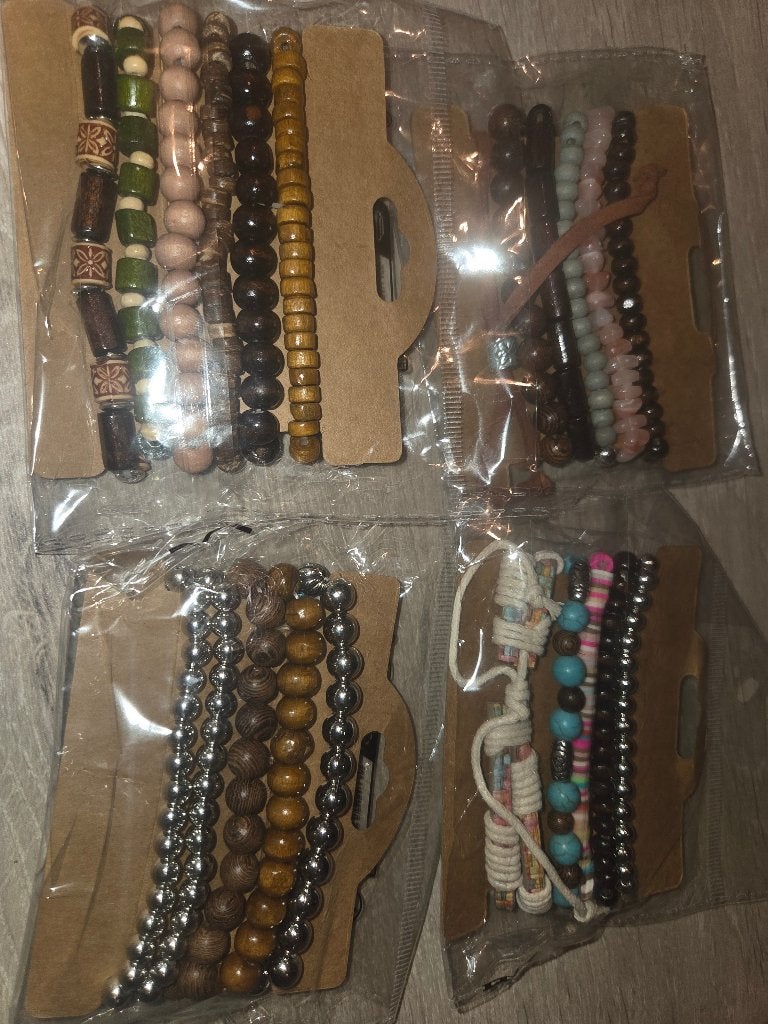4 setjes van 5  boho armbandjes nieuw, Handtassen en Accessoires, Kettingen, Ophalen, Nieuw, Overige kleuren
