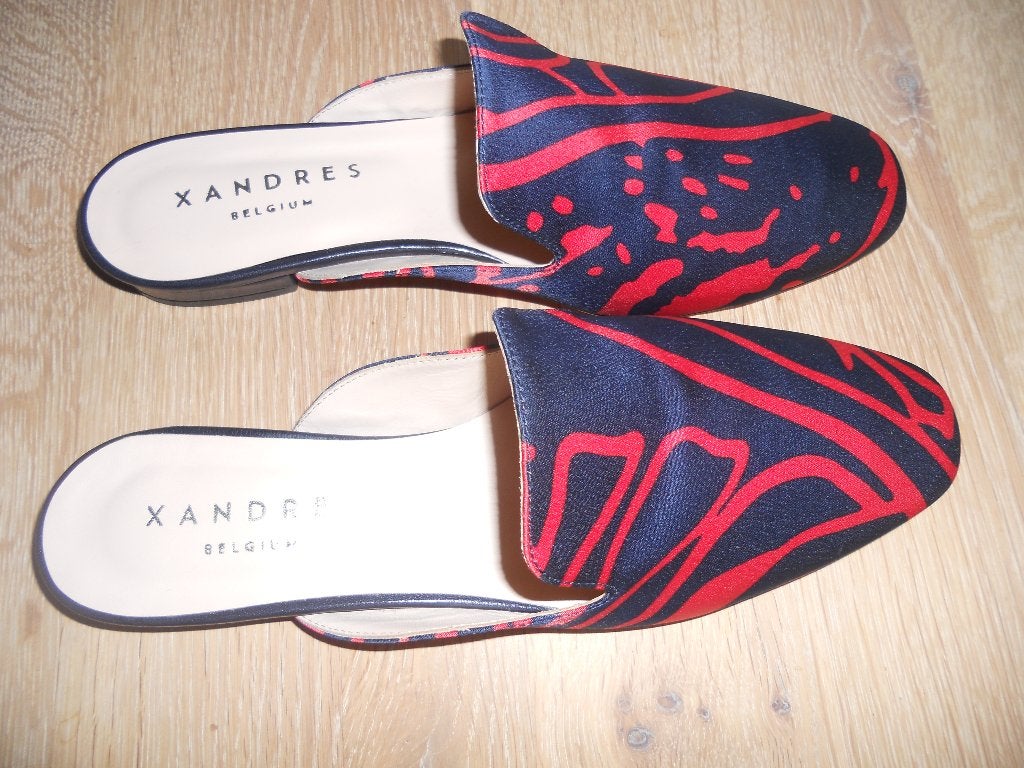 PANTOUFLES XANDRES NEW 38, Vêtements | Femmes, Chaussures, Neuf, Bleu, Enlèvement ou Envoi