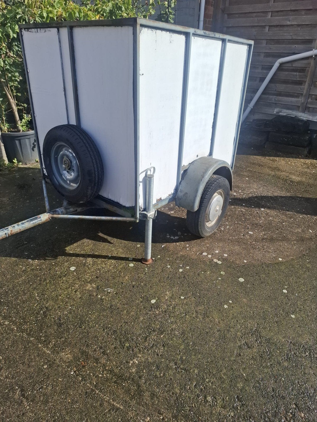 gesloten aanhangwagen, Auto diversen, Ophalen