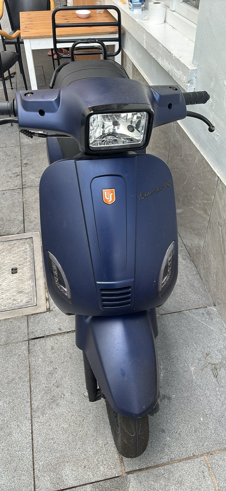 Te koop wijgens niet gebruiken a klasse rijde 25km per uur, Zo goed als nieuw, Benzine, Ophalen, Overige merken