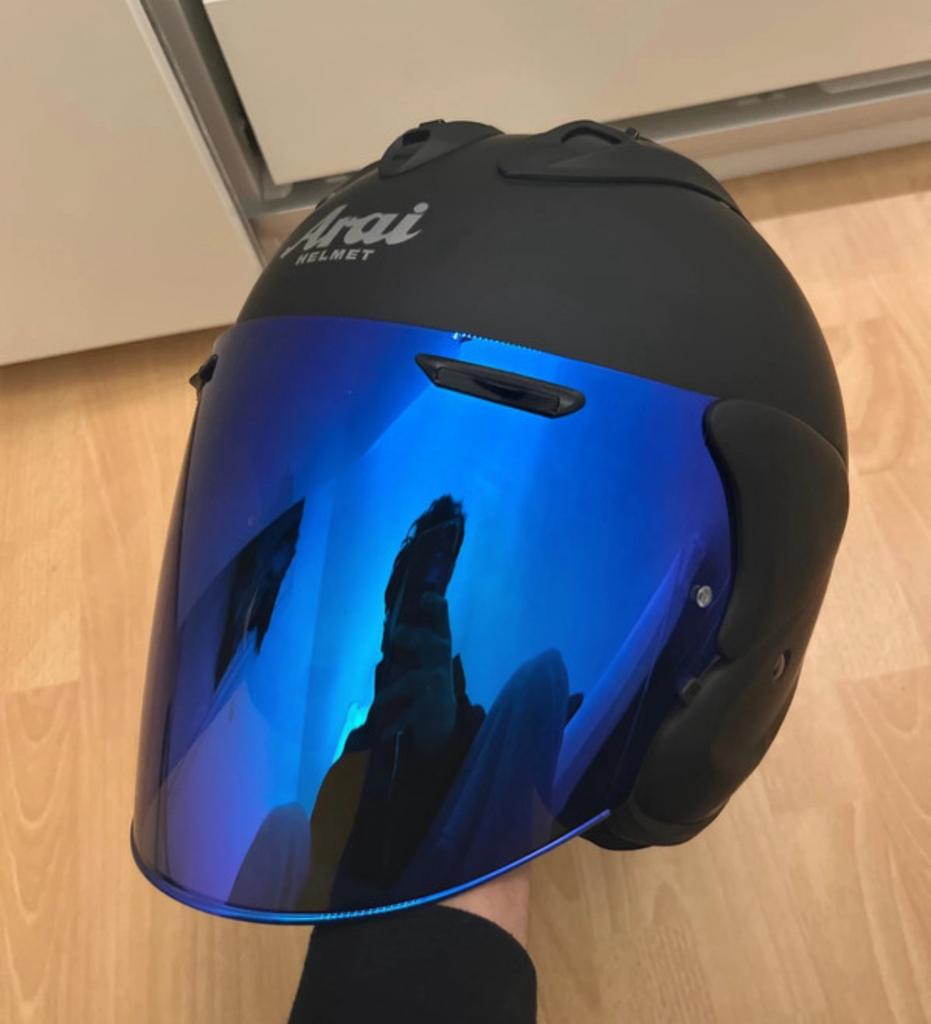 Arai neuf avec etuie, Enlèvement ou Envoi, Comme neuf