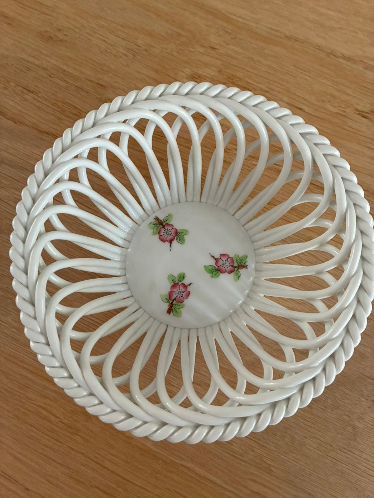 Vintage Herend Hongarije handgeschilderd porseleinen mandje, Antiek en Kunst, Ophalen of Verzenden