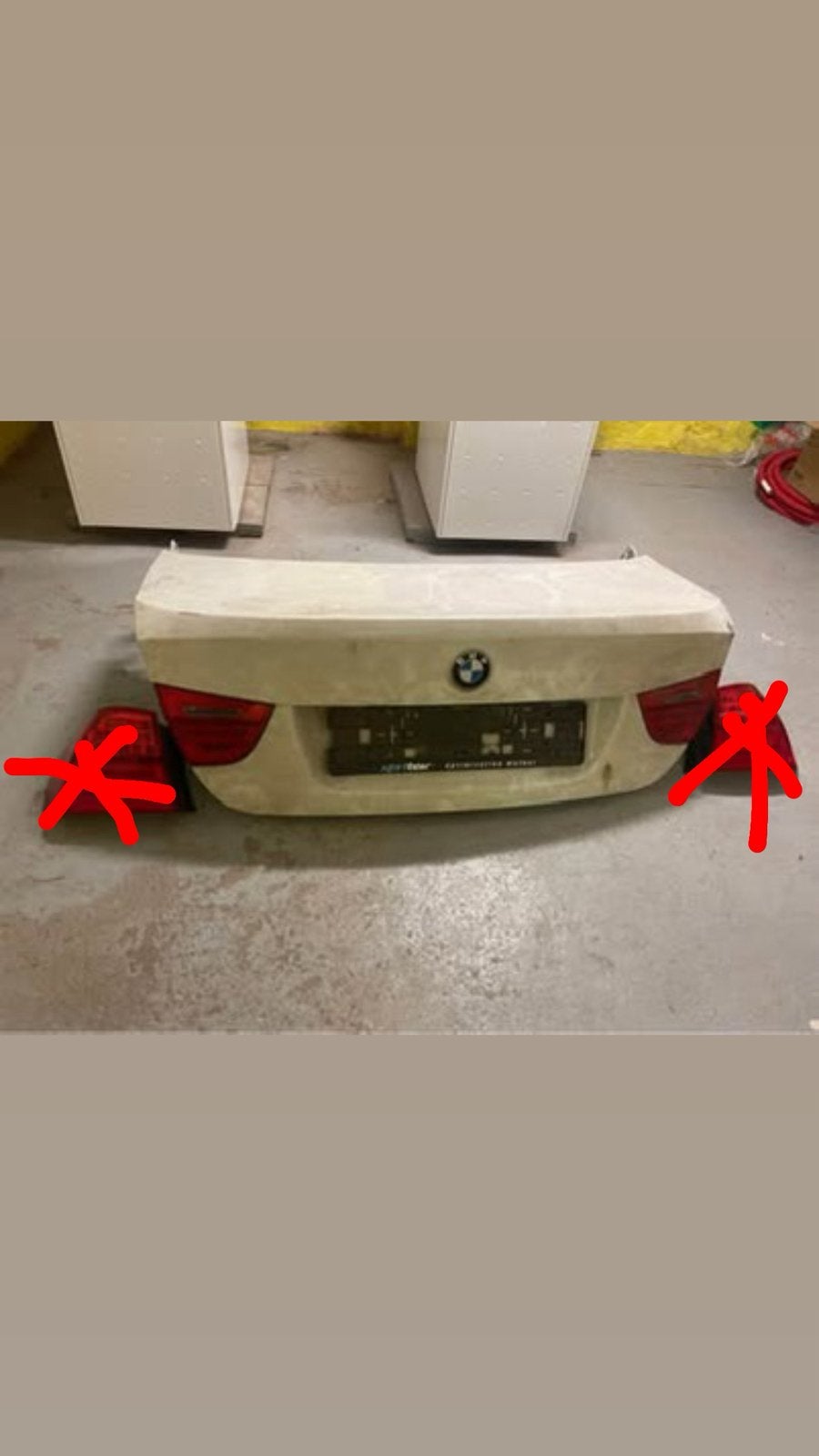 Couvrecle de coffre bmw E90 LCI, Enlèvement ou Envoi, BMW