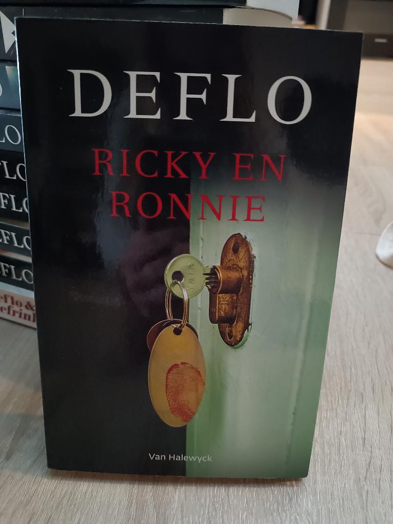 Deflo - Ricky en Ronnie, Ophalen of Verzenden, Zo goed als nieuw, België