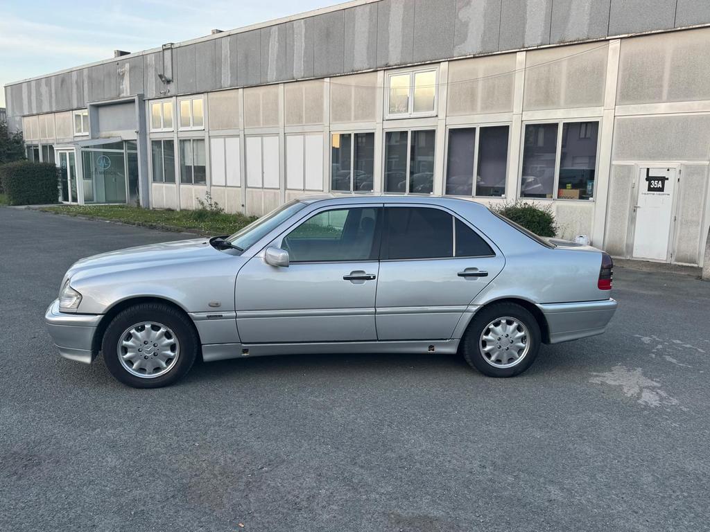 Mercedes -Benz C 240  essence  année 2000, Auto's, Mercedes-Benz, Bedrijf, Handgeschakeld, Euro 4, C-Klasse