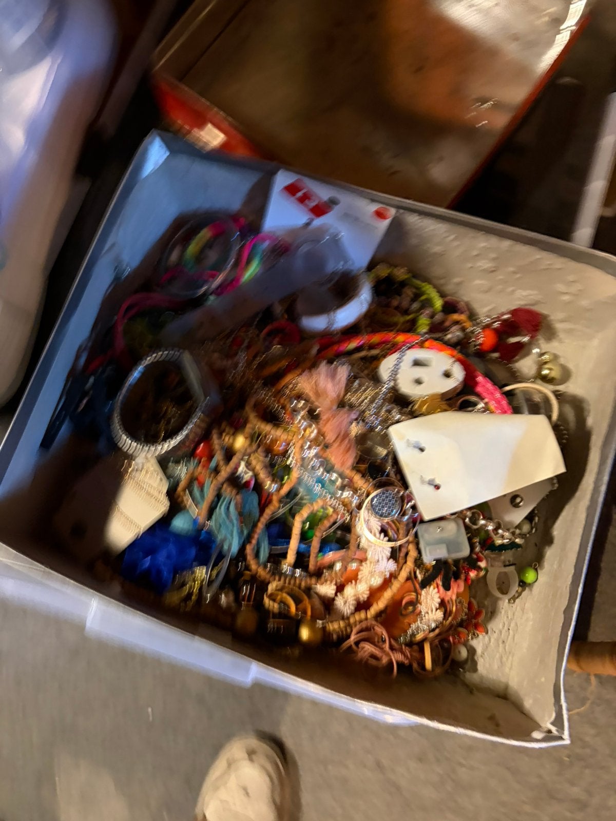 Lot de bijou de fantaisie, Bijoux, Sacs & Beauté, Enlèvement
