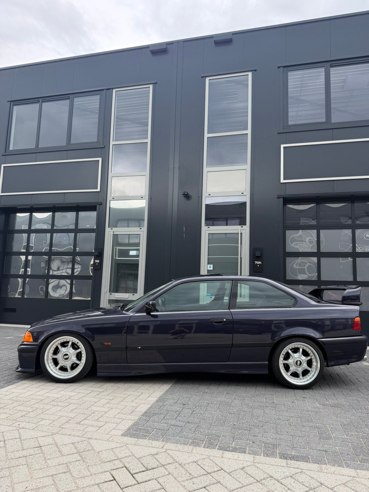 BMW E36 328i Coupé – Madeiraviolett Metallic – NL oldtimer, foto 3