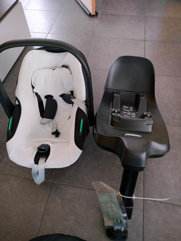 Maxi cosi autostoel incl isofix, onderstel, draagmand, Enlèvement, Utilisé, Poussette, Maxi-Cosi