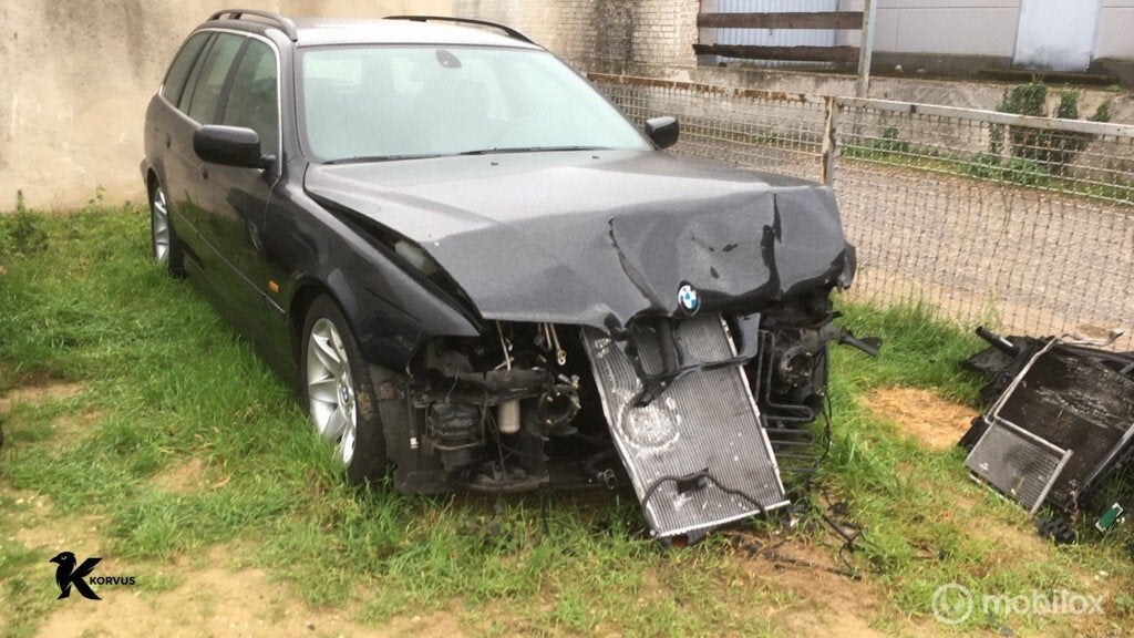 BMW 5-serie Touring E39 525i  automaat in onderdelen., Gebruikt, BMW, BMW