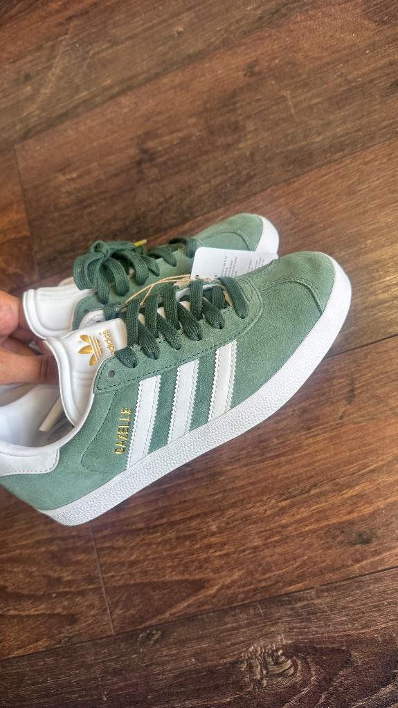 Adidas Gazelle, Kinderen en Baby's, Kinderkleding | Schoenen en Sokken, Ophalen, Adidas, Jongen of Meisje, Schoenen