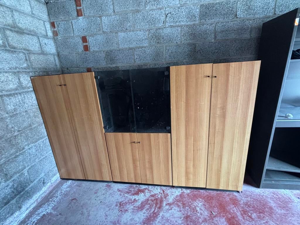 Houten wandkast met vitrinedeel, Ophalen, 100 tot 150 cm, 25 tot 50 cm, 200 tot 250 cm