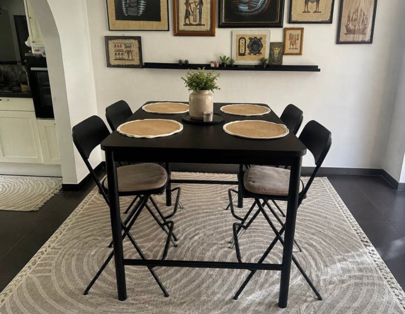 Hoge tafel + stoelen, Ophalen, Zo goed als nieuw
