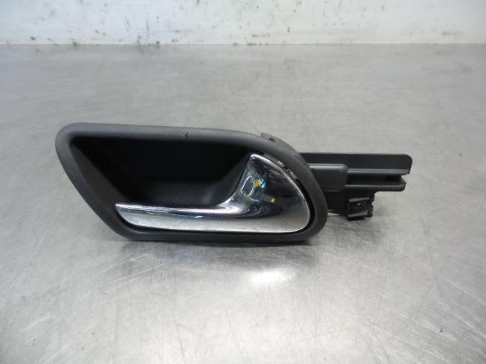 Poignée portière 4portes arrière droite d'un Volkswagen G, -, Utilisé, -, -
