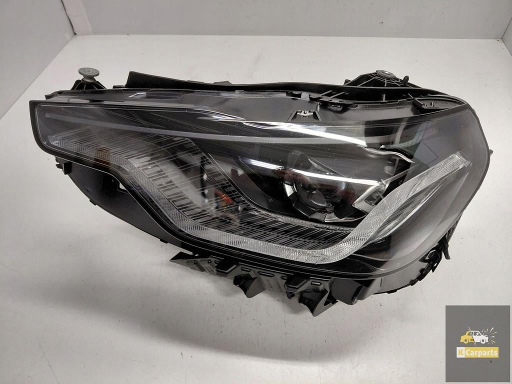 8083635, BMW G42 Full Led Adaptive Schaduwlamp links, Petuelring 130
80788  Munich, DE, Gebruikt, Info@bmw.de, BMW