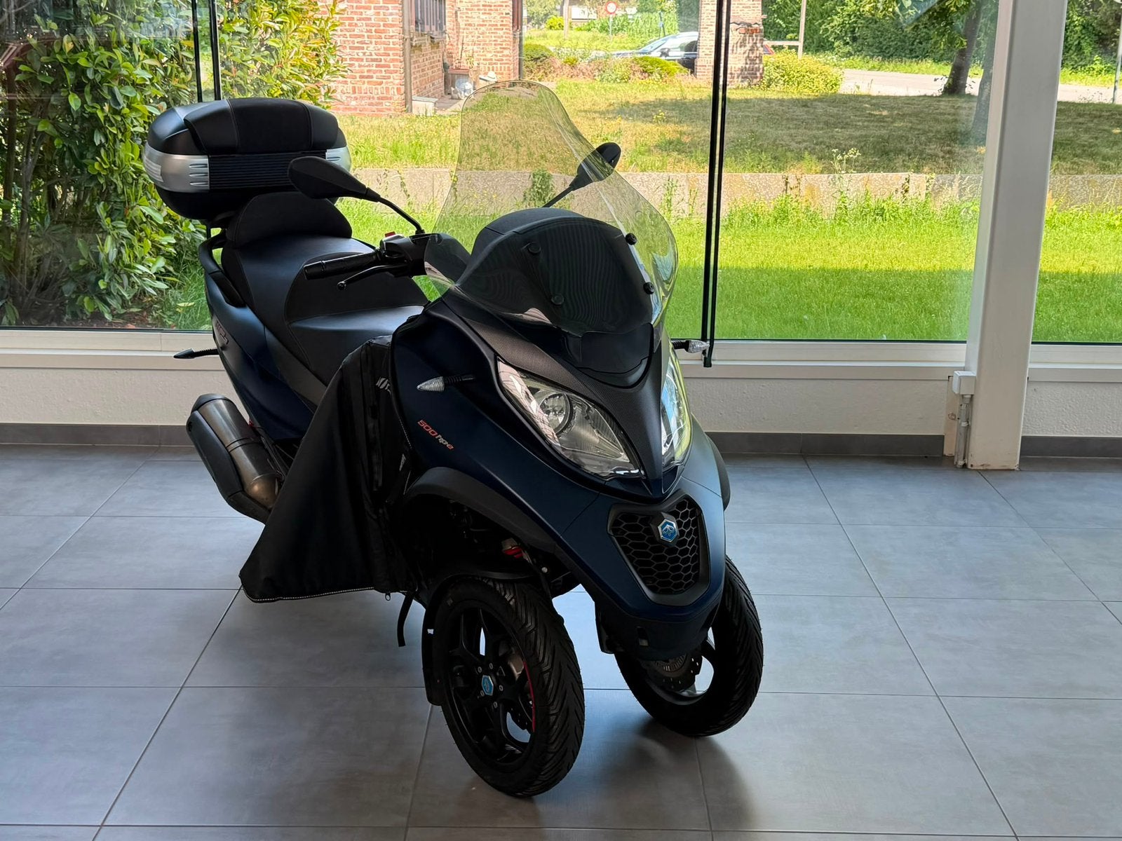 Piaggio Vespa MP3 500, Scooter, Entreprise, 2 cylindres, 12 à 35 kW