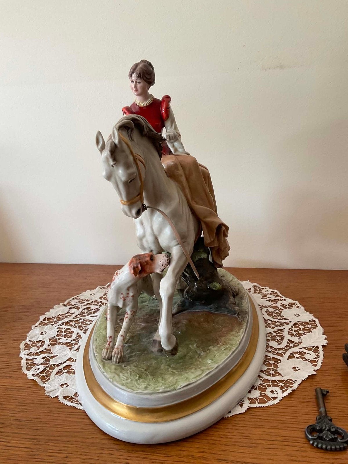 capodimonte porseleinen beeld, Ophalen