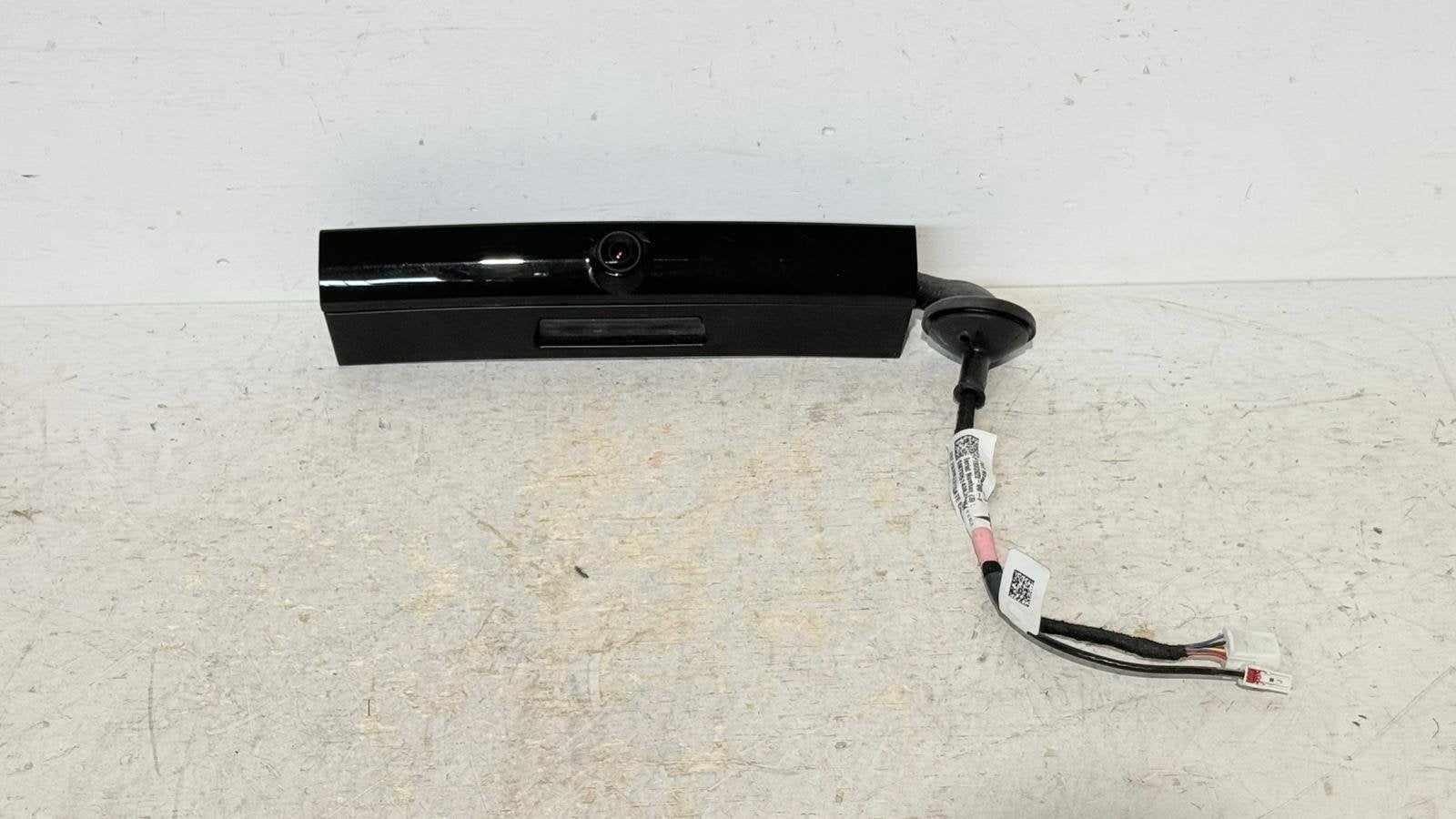 Cam ra de recul Juniper pour Tesla Model Y 2010191-00-B, Fabrikant BV, Utilisé, Info@fabrikant.eu, Fabrikantstraat 1
1000 AA  Amsterdam, NL