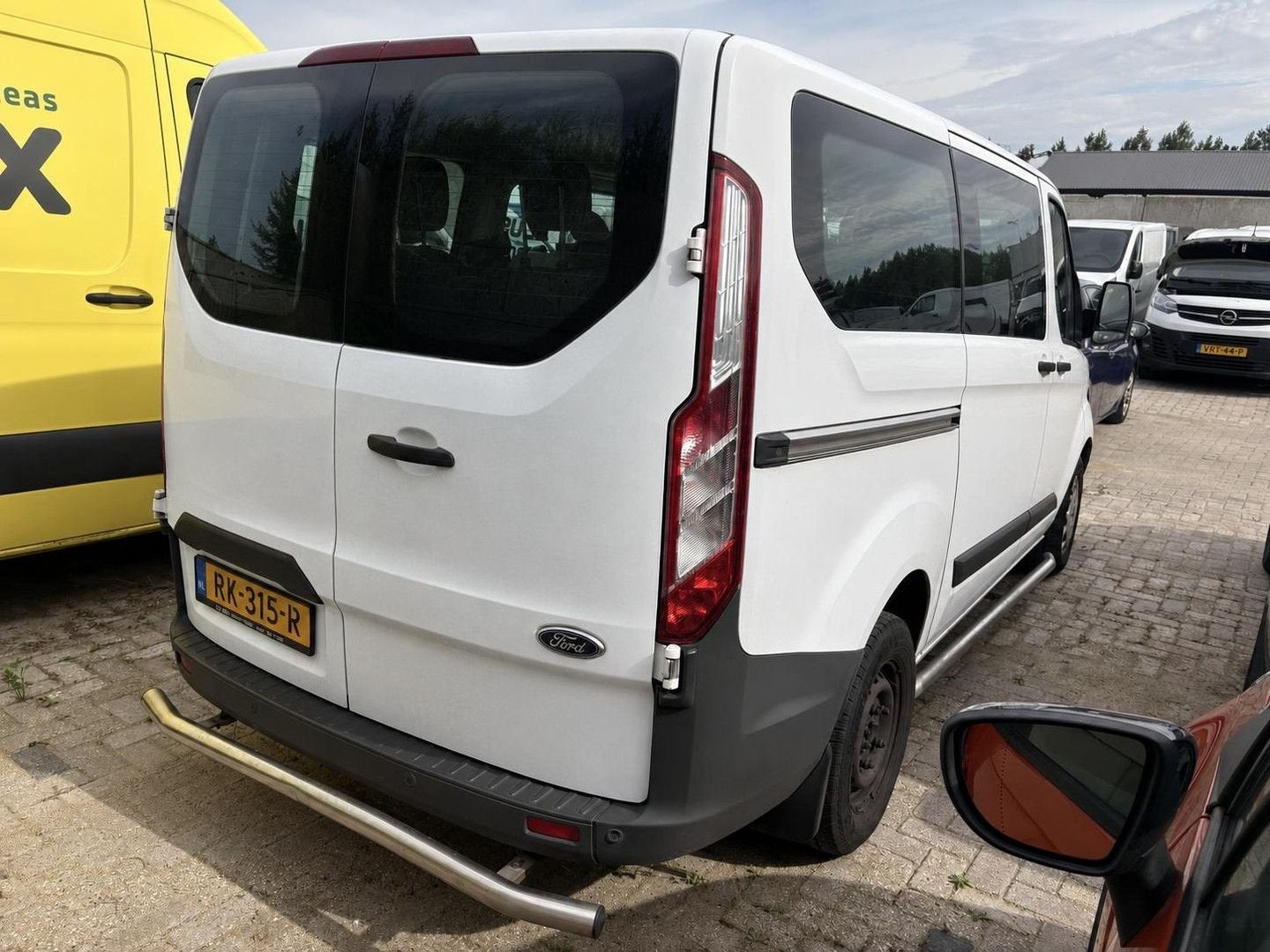 Ford Transit Custom 310 2.0 TDCI L1H1 Trend | € 5.950,- NETT, Monovolume, Bluetooth, Wit, Bedrijf