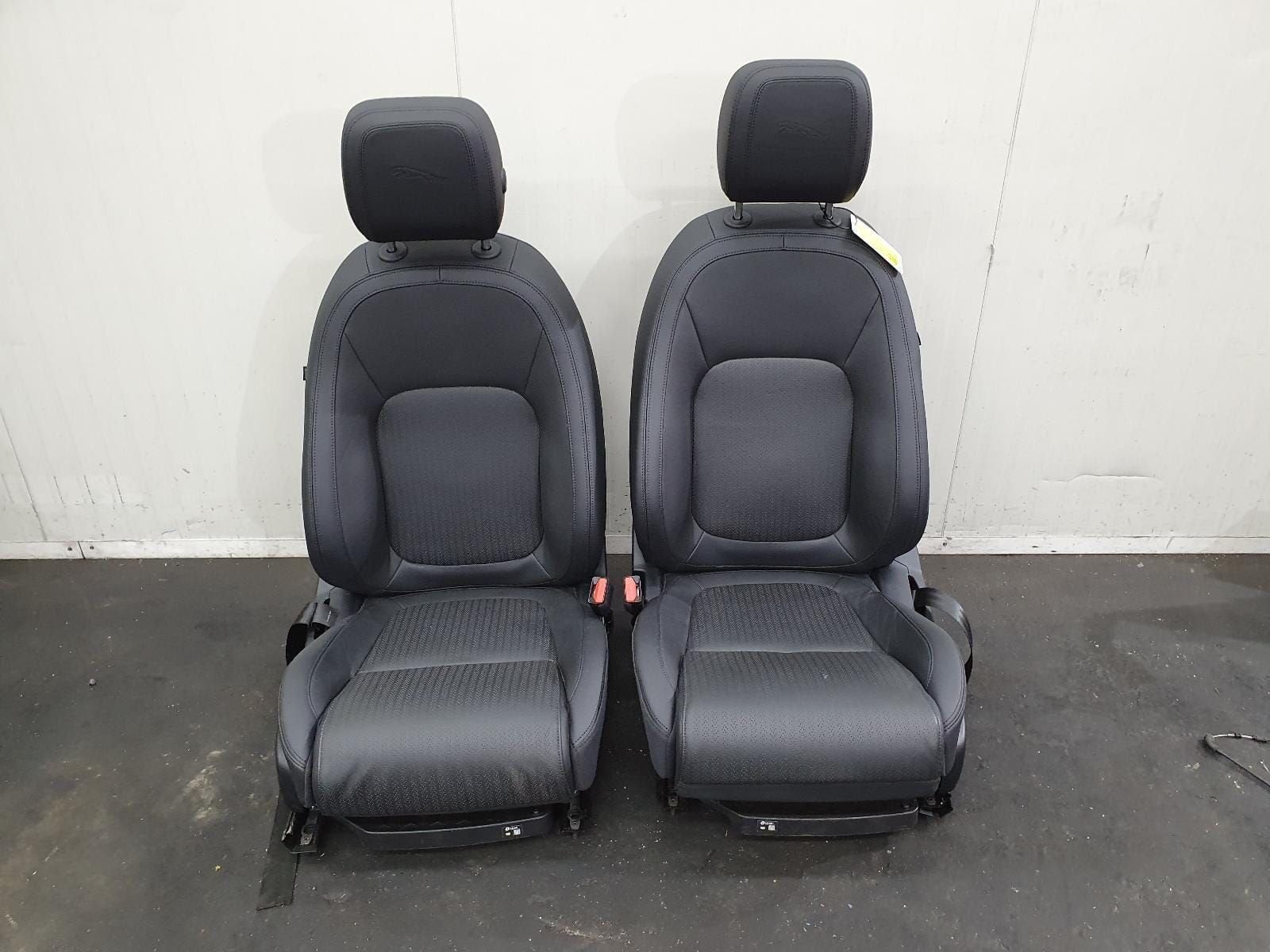 Jaguar XE Leder interieur 2017 19000 km, Auto-onderdelen, Ophalen, Gebruikt, -, -