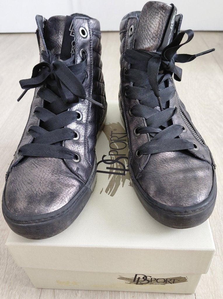 sneakers, Zwart, Ophalen of Verzenden, Sneakers, Gedragen