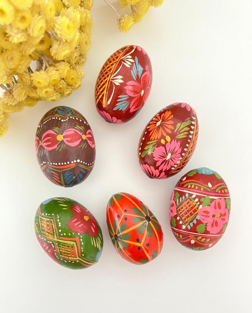 Ensemble de 6 œufs en bois peints style Pysanky, Divers, Enlèvement ou Envoi, Aucun, Aucun, Utilisé