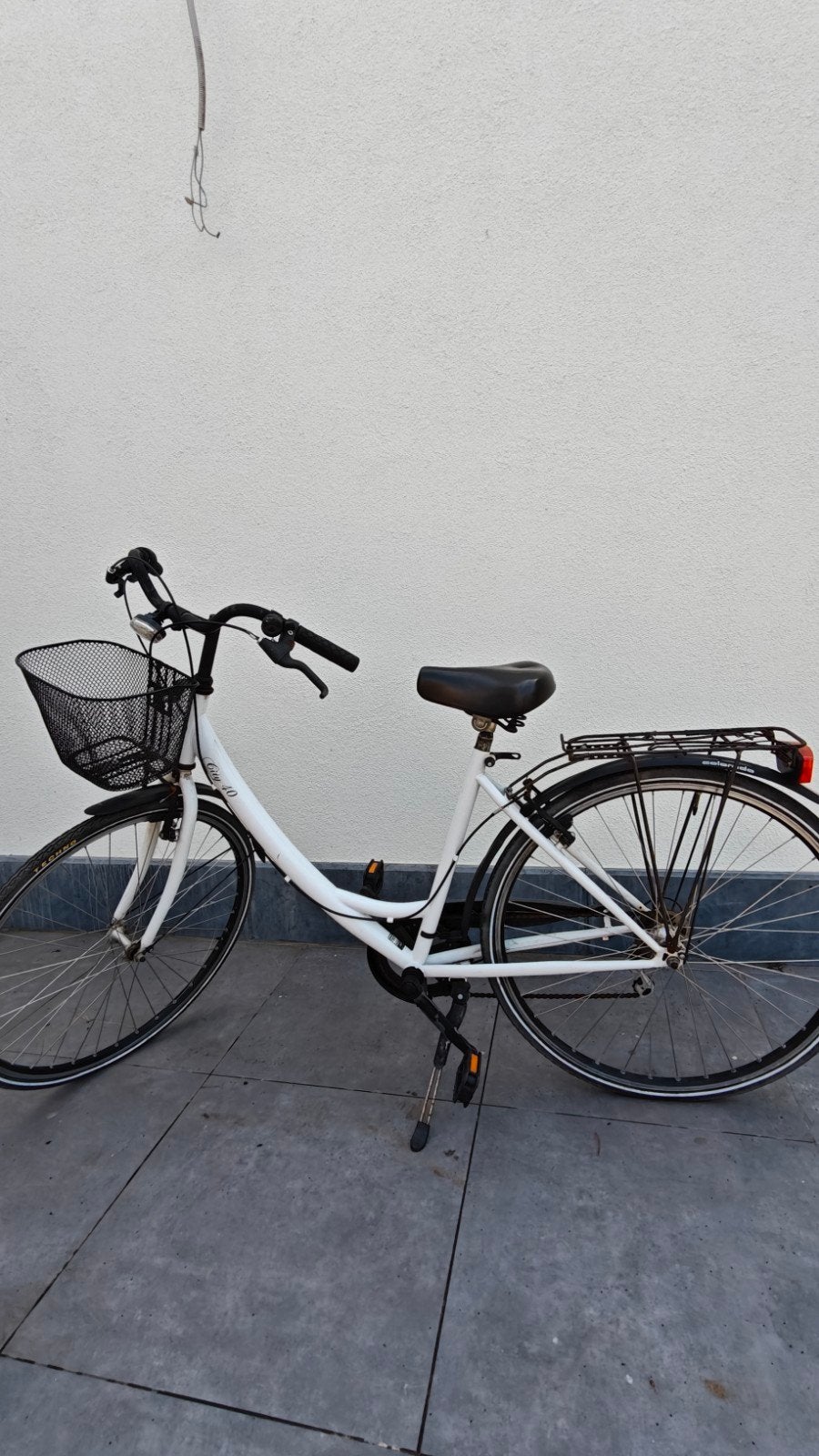 Vrouwenfiets, Ophalen