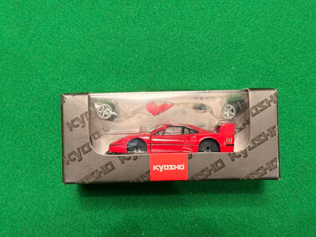 Ferrari F40 scale 1/87 Kyosho, Hobby en Vrije tijd, Ophalen, Zo goed als nieuw, Auto, Overige merken