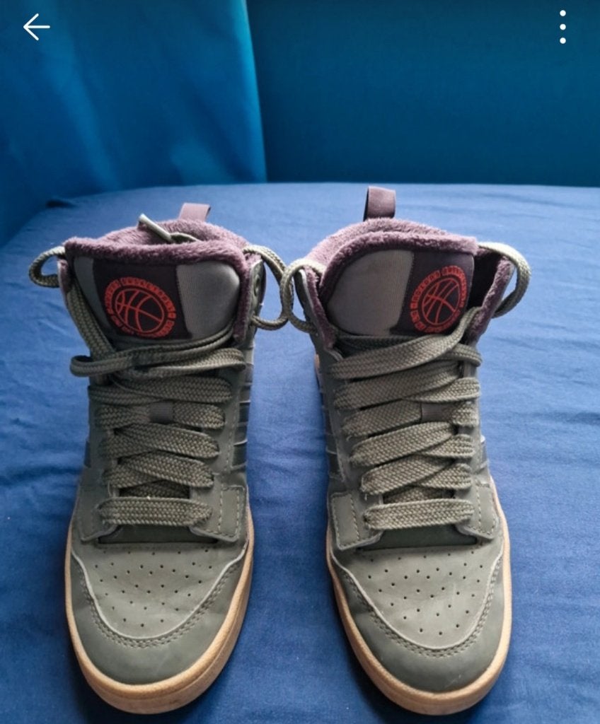 Sneakers adidas, Kinderen en Baby's, Ophalen, Adidas, Schoenen, Zo goed als nieuw