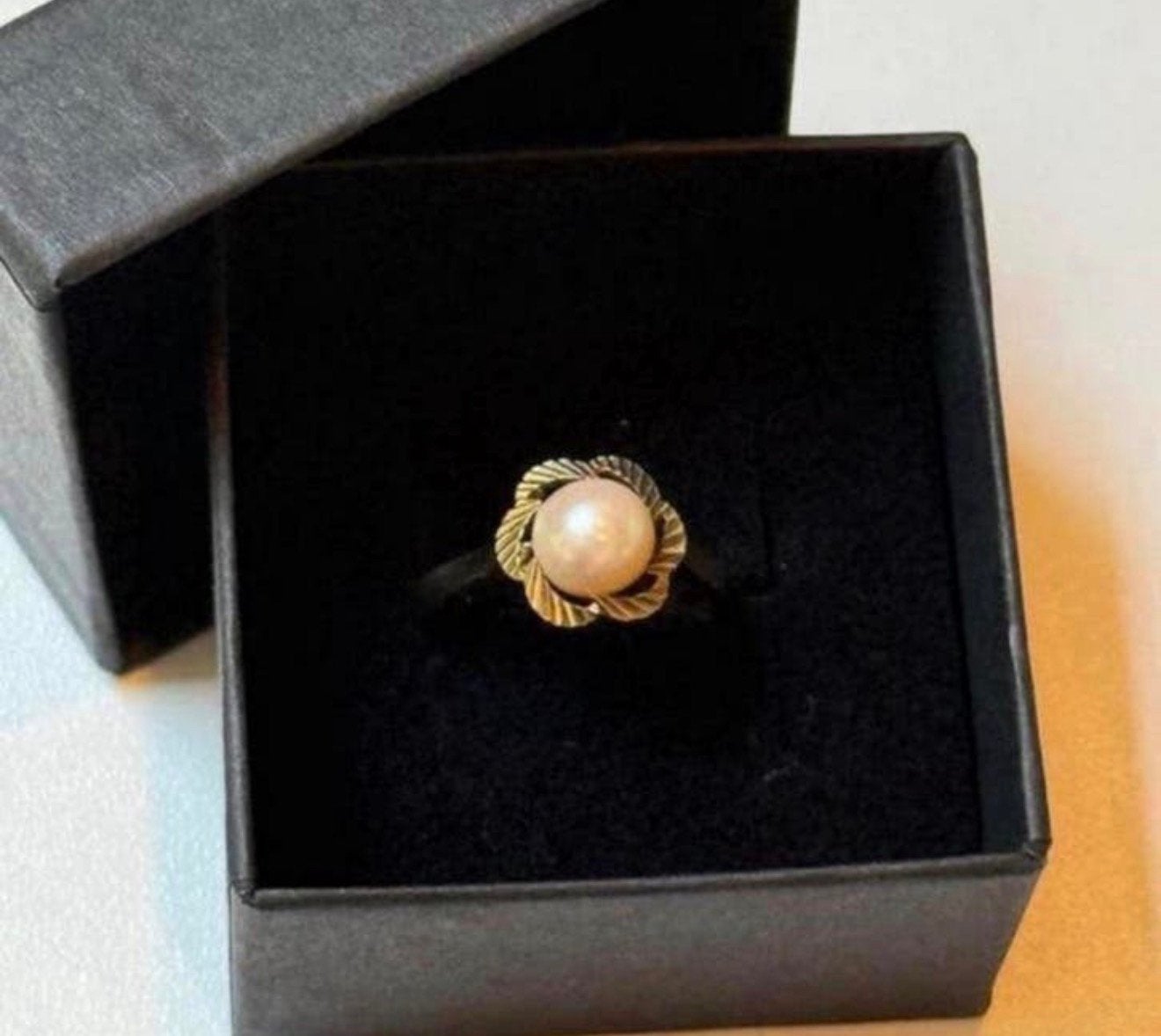14 karaat gouden vintage ring met natuurlijke pare!!, Geel, Ophalen of Verzenden, 17 tot 18, Dame