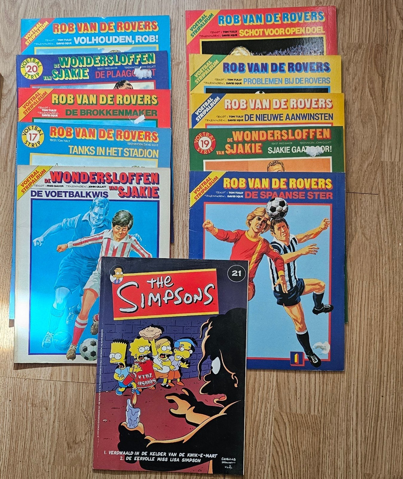 10 voermtbal stripalbums en 1 van de simpsons, Ophalen of Verzenden