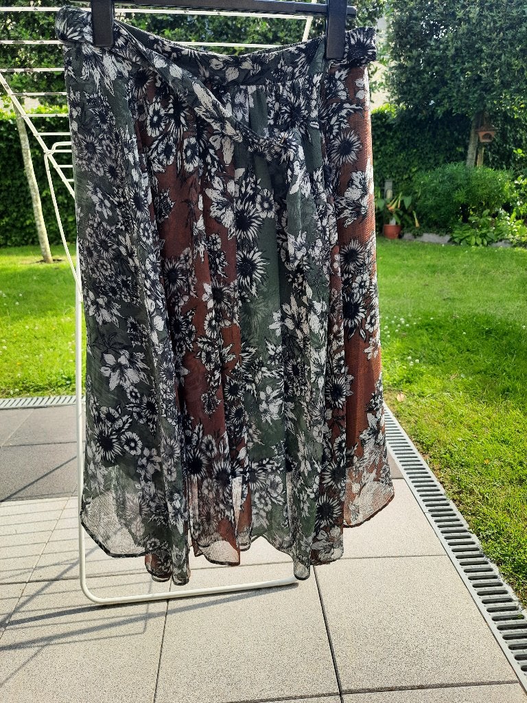 mooie halflange rok, Overige kleuren, Maat 42/44 (L), Un Jour Ailleurs, Ophalen of Verzenden