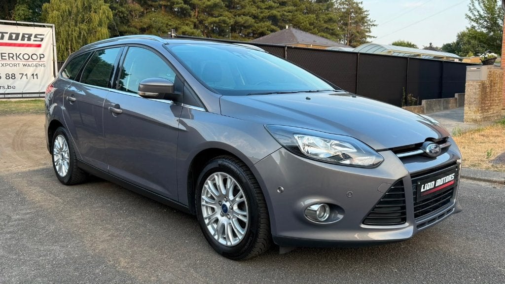 Ford Focus 1.6 Tdci | Titanium - Zeer Nette Staat |, Euro 5, Stof, 4 cilinders, Bruin