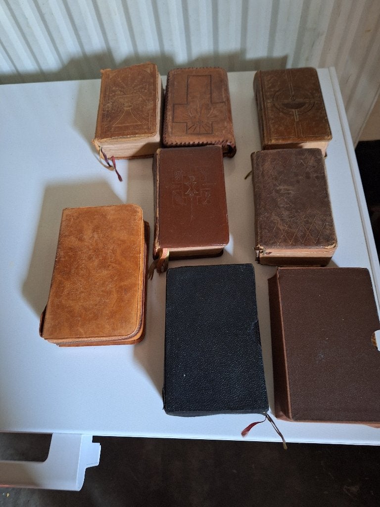 Verschillende oude kerkboeken., Antiek en Kunst, Ophalen