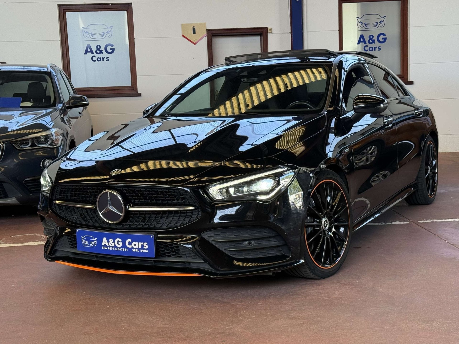Mercedes-Benz CLA 250 CLA 250 AMG Pack Blak Édition 1 Jaar, CLA, Achat, Entreprise, Alcantara