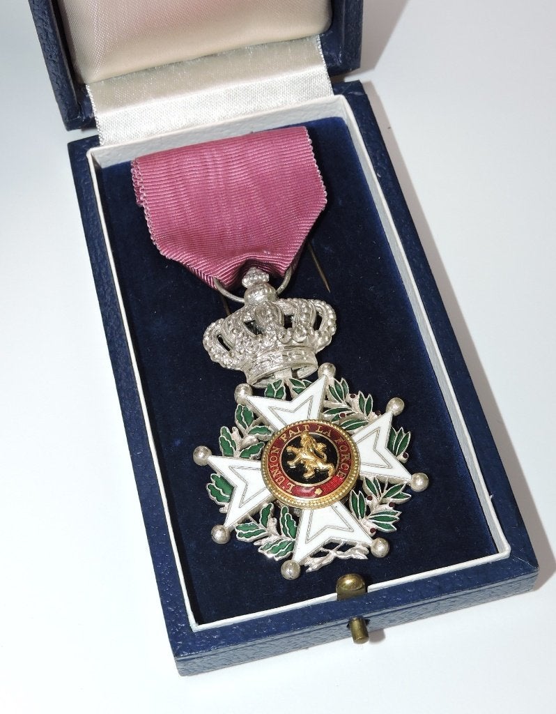 1890-1910 Zilveren medaille Leopold Order met etui, Verzamelen, Ophalen of Verzenden, Rijkswacht