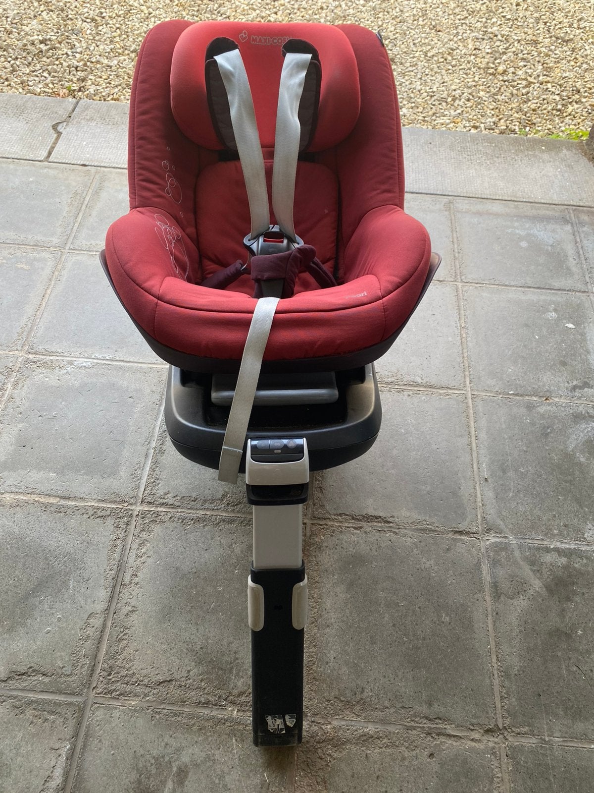Maxi-Cosi Pearl Robin Red met isofix-basis, Kinderen en Baby's, Autostoeltjes, Ophalen, Zo goed als nieuw, Maxi-Cosi, Isofix