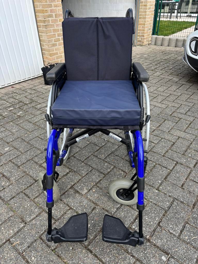 Fauteuil roulant Breezy Rubix 2, Enlèvement, Pliant, Utilisé, Fauteuil roulant à pousser