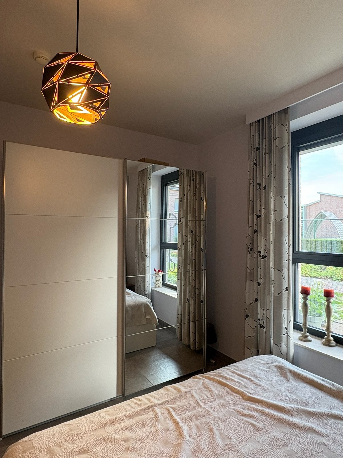 Kleerkast met 2 schuifdeuren, Huis en Inrichting, Ophalen, Met deur(en), Klassiek, Zo goed als nieuw