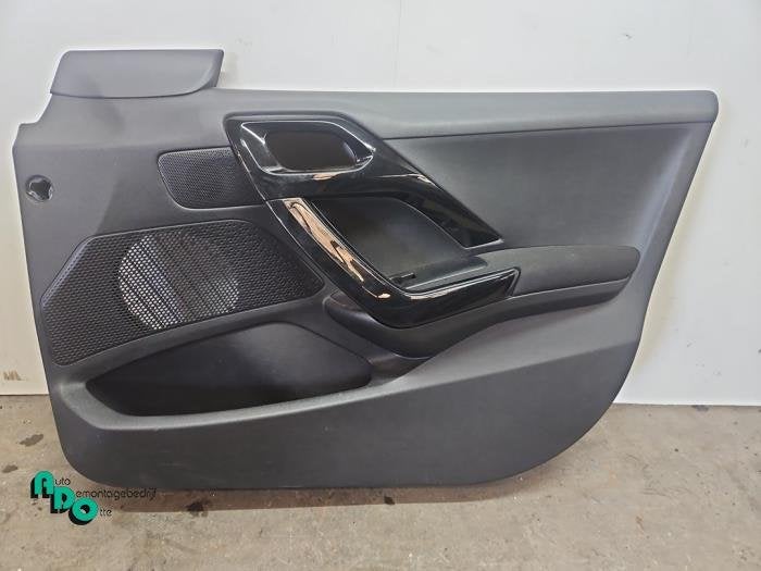 Portierbekleding 4Deurs rechts-voor van een Peugeot 208 (208, Gebruikt, -, -, Ophalen of Verzenden
