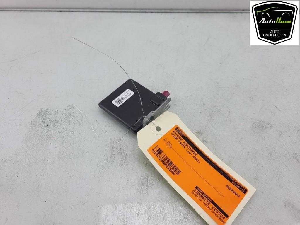 ANTENNE VERSTERKER Skoda Fabia IV (PJ3) (|5LA035497A|), Gebruikt, Skoda