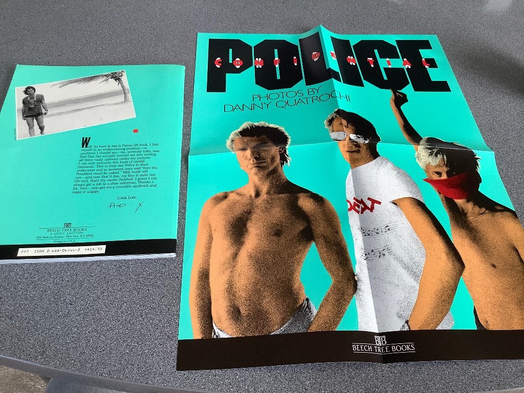 The police/police confidential, Livres, Enlèvement ou Envoi, Comme neuf, Album d'images