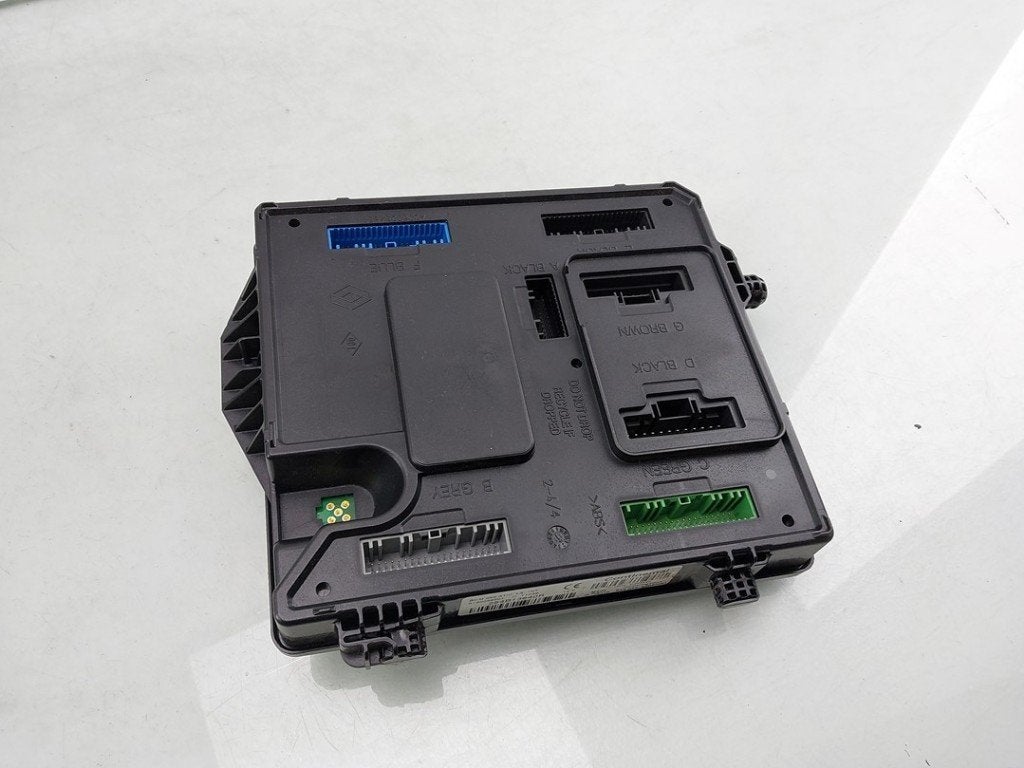 COMPUTER BODY CONTROL Renault Megane III Grandtour (KZ), Gebruikt, Renault