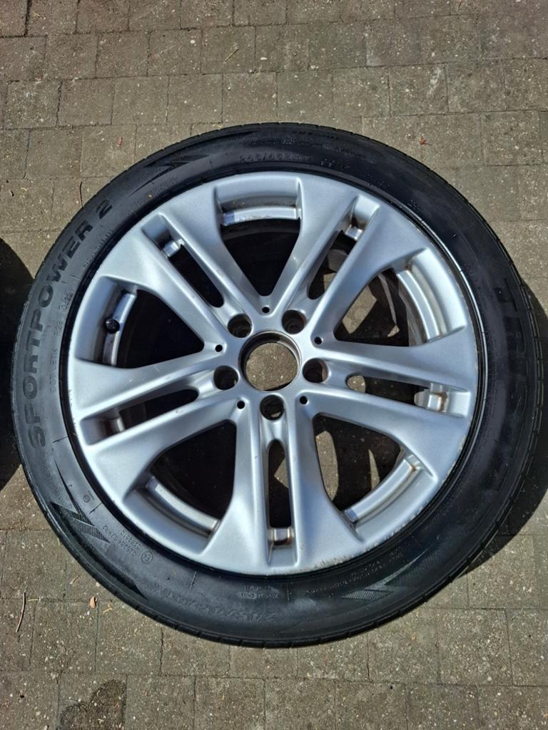 4 roues Origine Mercedes 17" Classe E W212, Pneus et Jantes, 245 mm, Véhicule de tourisme, Pneus été